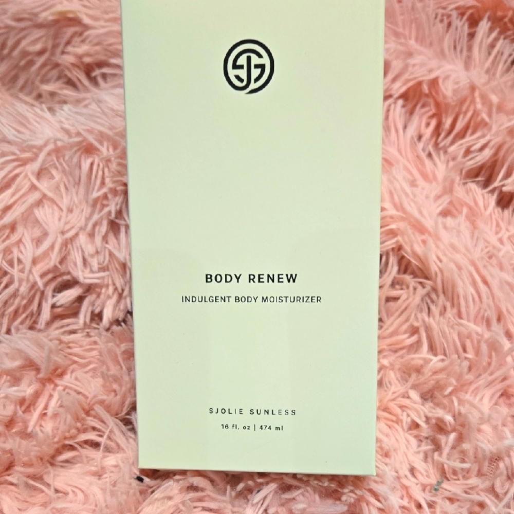 Body Renew Indulgent Body Moisturizer - Cream
